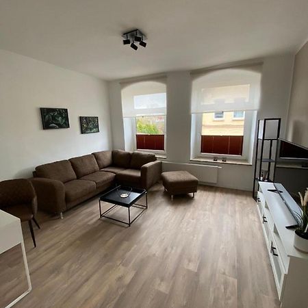Feddersen Living Moderne Ferienwohnungen - Gemuetlich - Netflix - Voll Ausgestattet - Waschmaschine - Zentral Gelegen Брунсбюттель Экстерьер фото
