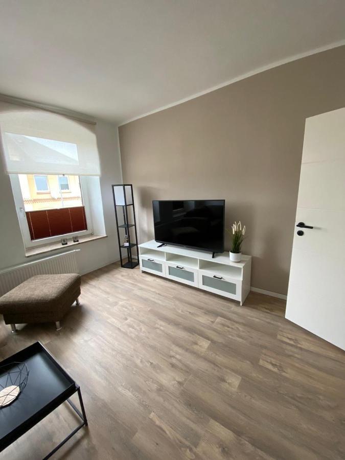 Feddersen Living Moderne Ferienwohnungen - Gemuetlich - Netflix - Voll Ausgestattet - Waschmaschine - Zentral Gelegen Брунсбюттель Экстерьер фото